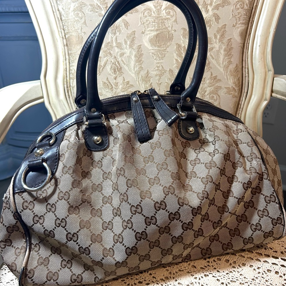 VTG Gucci Tan/Brown Monogram Tote Bag 2 Way Zipper Thick Leather Handles Slouchy